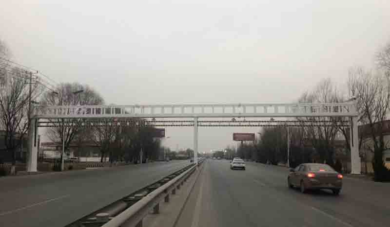 娄底公路限高杆